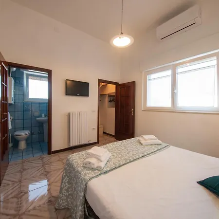 Eucalipti Sul Mare Vilă